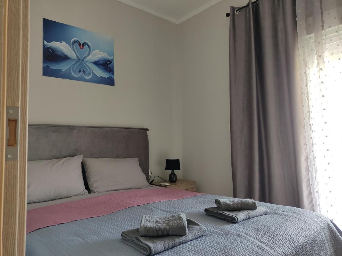 Elina House And Garden Holiday home *